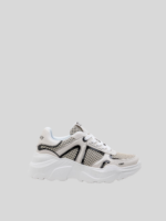 vanessa couple white white sneaker 1
