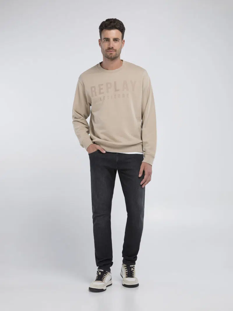 black regular fit crew neck sweatshirt (copy)