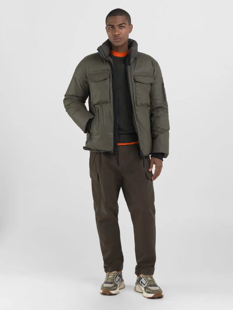 full zip mud green jacket with pockets