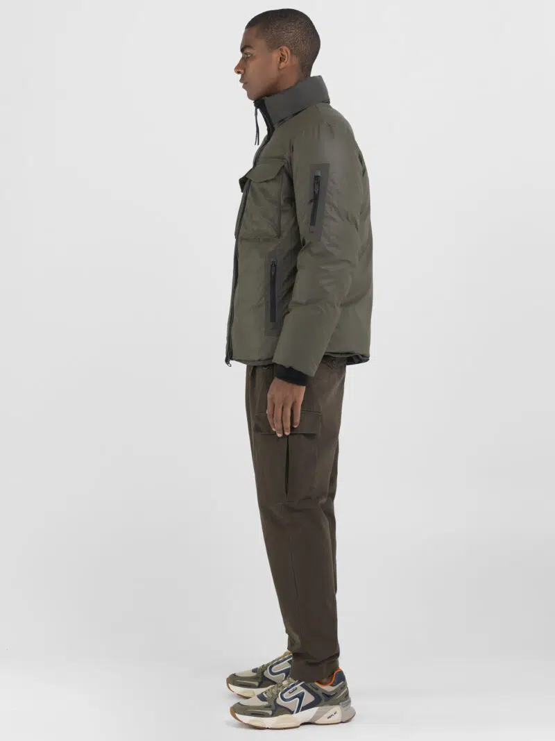 full zip mud green jacket with pockets