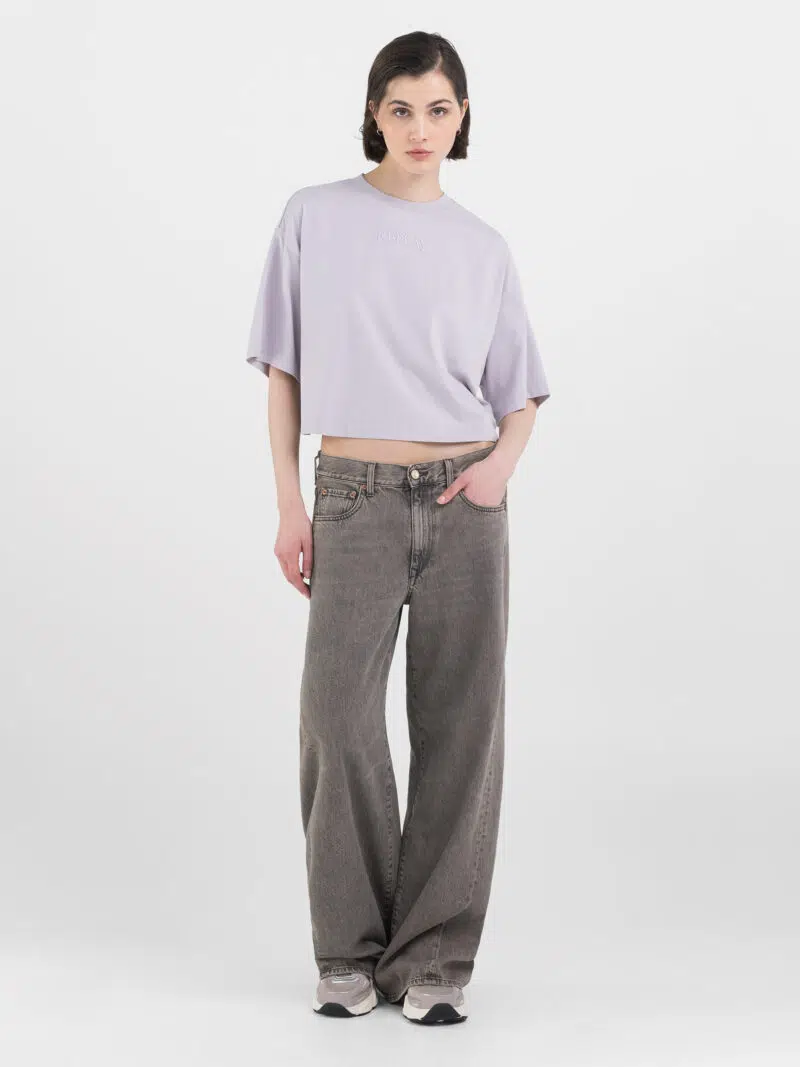 white cropped jersey t shirt with embroidery (copy)