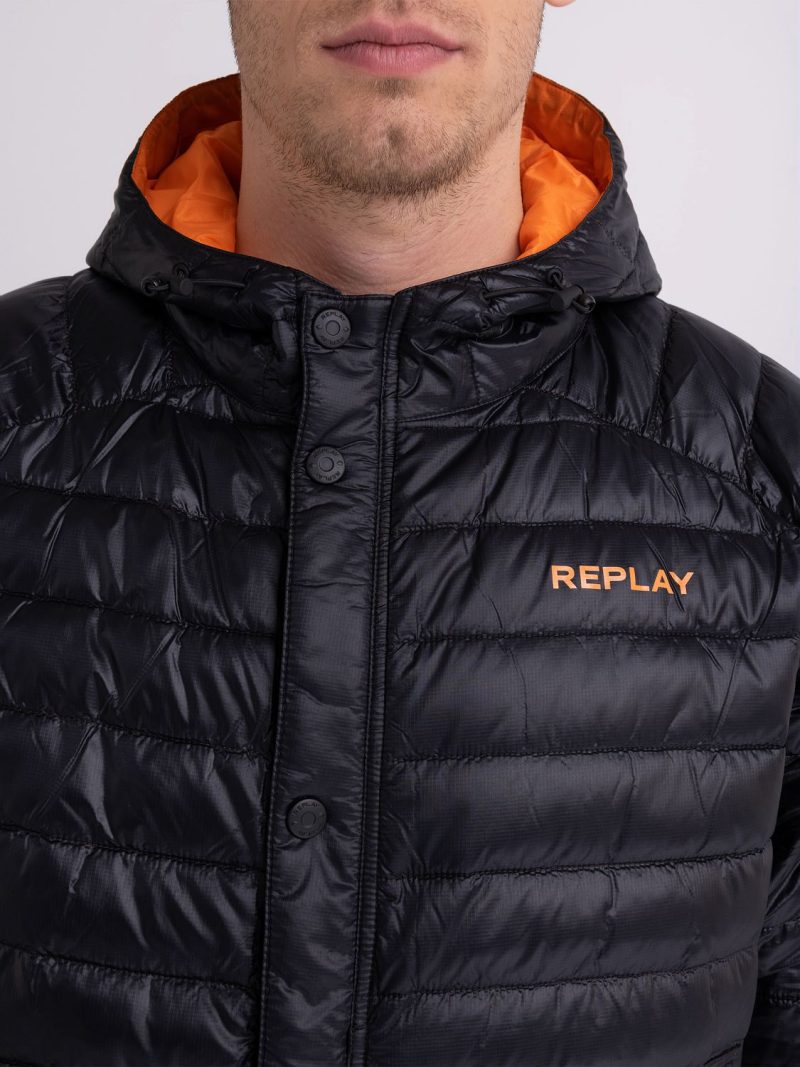 black short jacket in recycled nylon