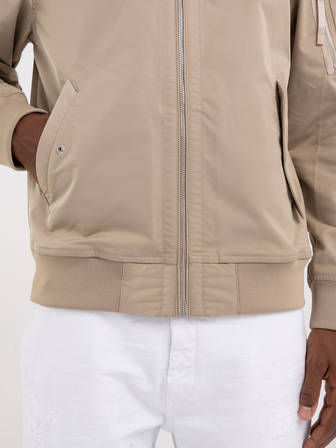 Sahara Short Jacket in Satin Poly - Replay Jeans