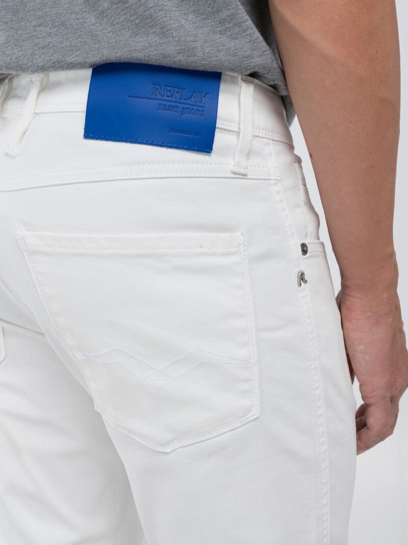 bronny super slim natural white jeans