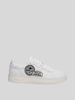 epic m badges white lace up sneakers
