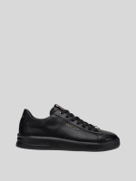 university m lux sneaker