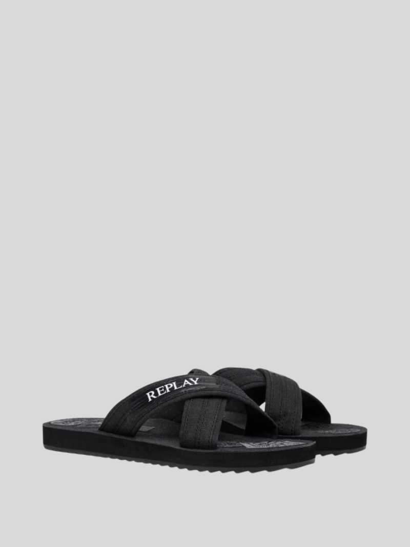 board cross 2 black sneaker