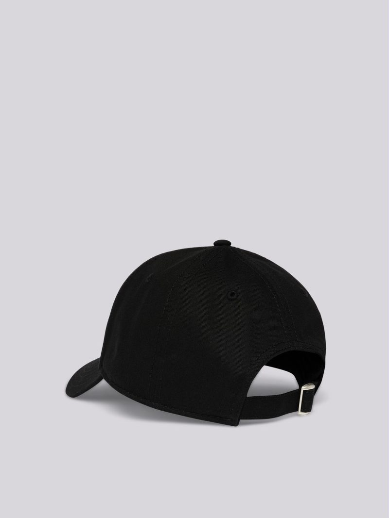 winter moos cap with embroidered logo (copy)