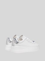 university w fun white sneakers