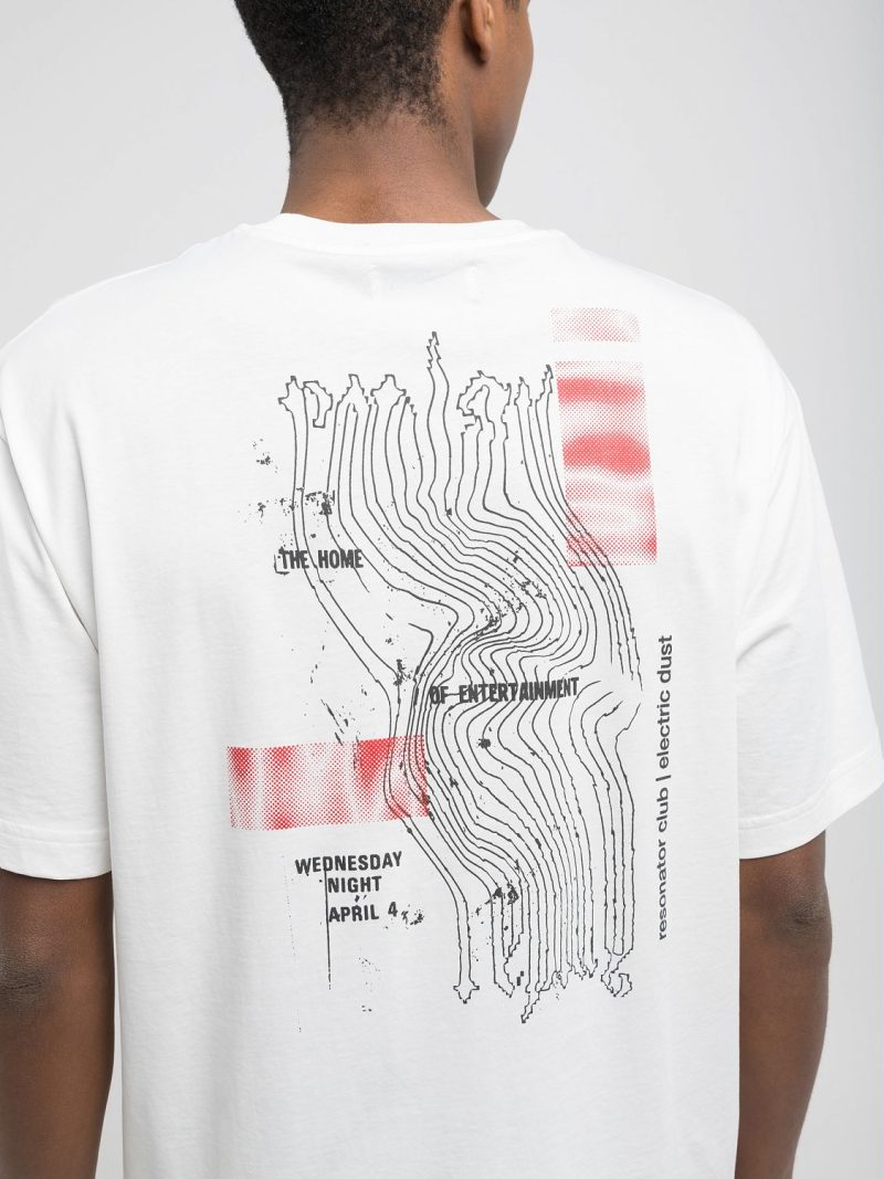 white cotton t shirt with print