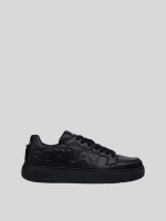 kai union black sneakers