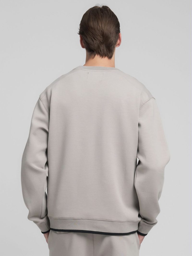 silver crew neck sweatshirt with lettering embroidery
