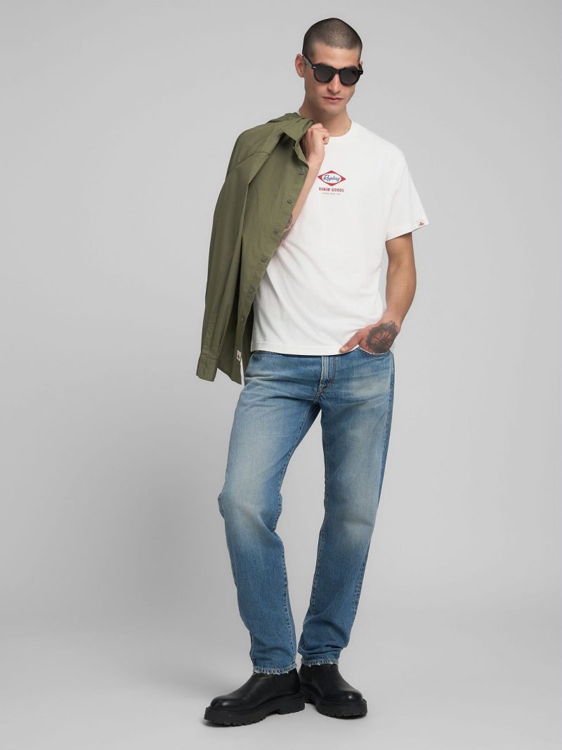 natural white crew neck t shiort with heritage print