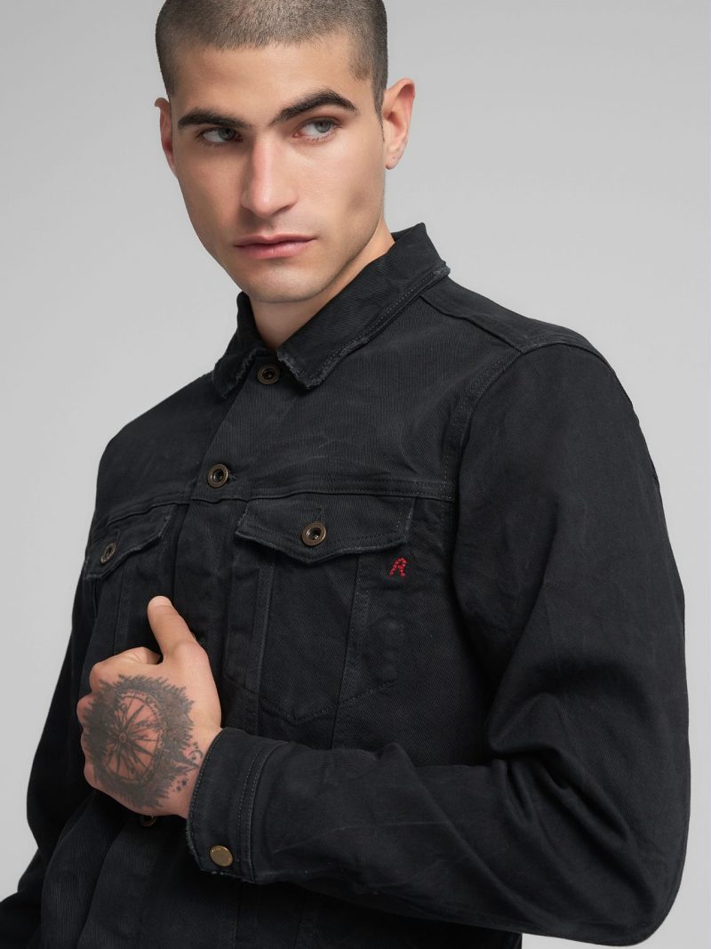 11 oz black regular fit denim jacket