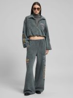 high neck sweatshirt with half zip