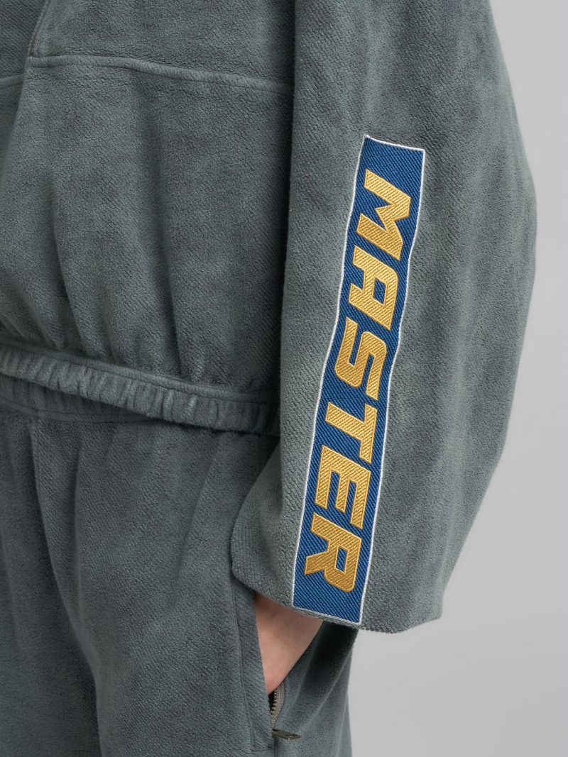 high neck sweatshirt with half zip