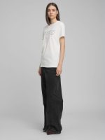 white cotton t shirt with embroidery