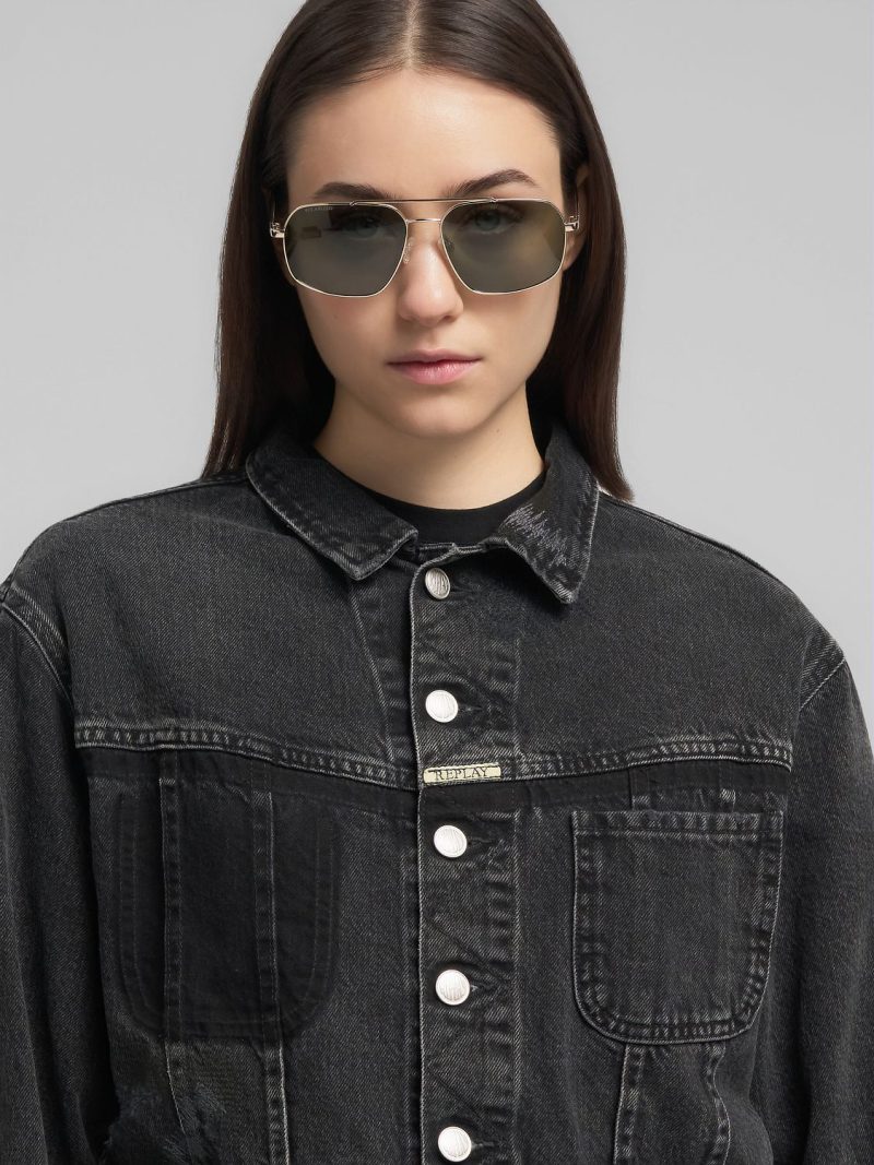 11.5 oz recycled black cotton cropped denim jacket