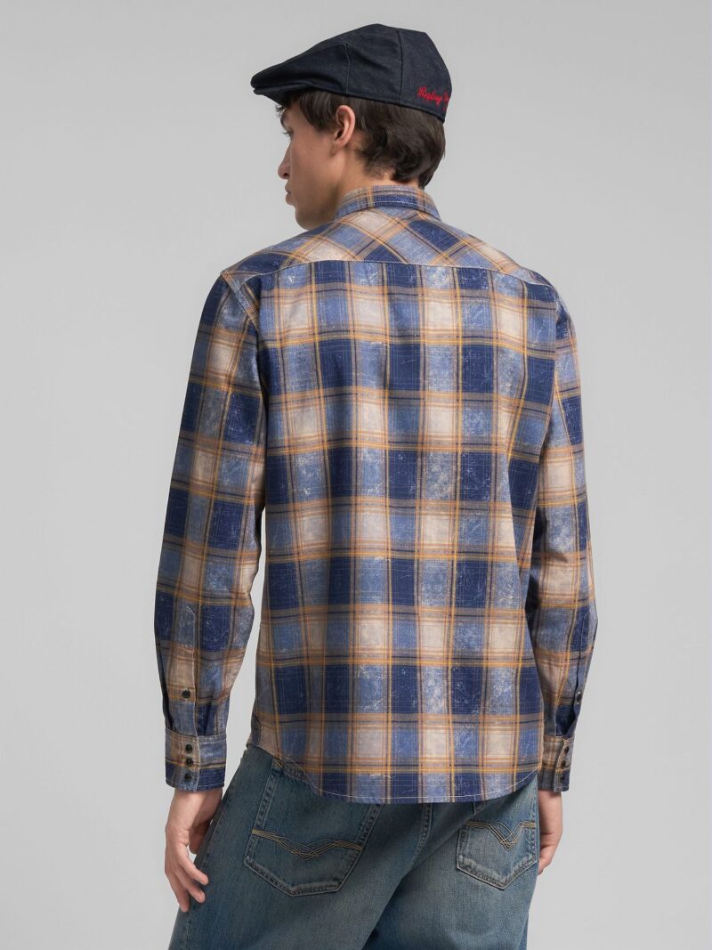 chequered flannel shirt (copy)