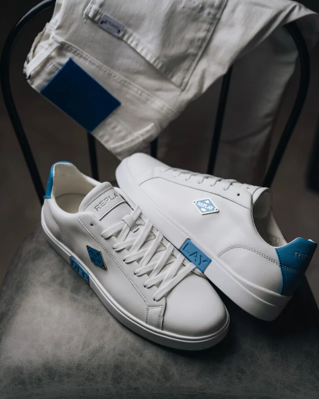 A matching moment, shop the Polys M Rhombus sneaker in-store! 
R2900